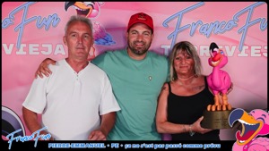 Cliquez pour téléchargez cette photo Téléchargez cette photo
