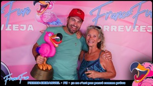 Cliquez pour téléchargez cette photo Téléchargez cette photo