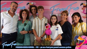 Cliquez pour téléchargez cette photo Téléchargez cette photo