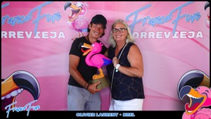 Cliquez pour téléchargez cette photo Téléchargez cette photo