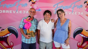 Cliquez pour téléchargez cette photo Téléchargez cette photo