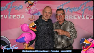 Cliquez pour téléchargez cette photo Téléchargez cette photo