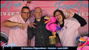 Cliquez pour téléchargez cette photo Téléchargez cette photo