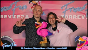 Cliquez pour téléchargez cette photo Téléchargez cette photo