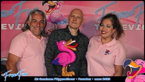 Cliquez pour téléchargez cette photo Téléchargez cette photo