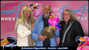 Cliquez pour téléchargez cette photo Téléchargez cette photo