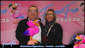 Cliquez pour téléchargez cette photo Téléchargez cette photo