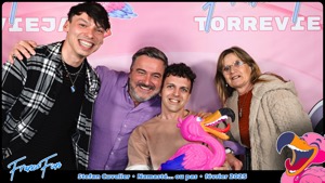 Cliquez pour téléchargez cette photo Téléchargez cette photo