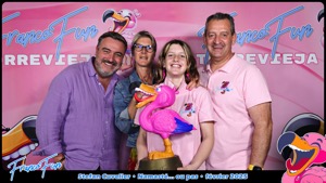 Cliquez pour téléchargez cette photo Téléchargez cette photo
