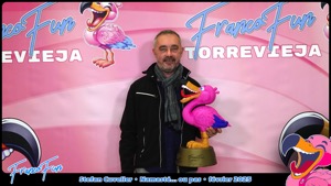 Cliquez pour téléchargez cette photo Téléchargez cette photo